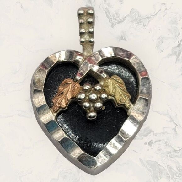 Landstroms Black Hills Gold Heart Pendant Sterling 10K Black Onyx Charm VTG Gift - Picture 1 of 5